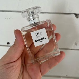 Almost full CHANEL NO 5 L’EAU perfume (50ml)